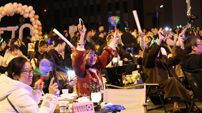 文化周|盡享美食，“音”愛(ài)而來(lái)，海蓉開(kāi)展告白音樂(lè)會(huì)暨美食節(jié)活動(dòng)